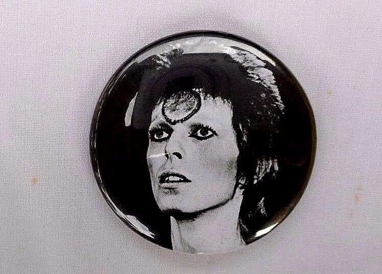 David Bowie Star Man Button/ Pin New Classic Bowie Licensed Product