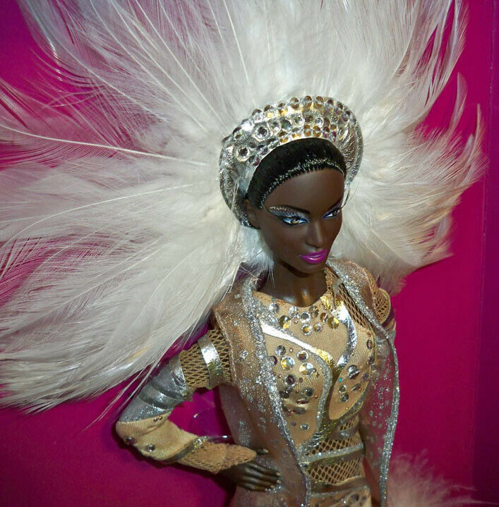 Stephen Burrows Pazette Aa Barbie Linda Kyaw Gold Label Doll Nrfb & Shipper