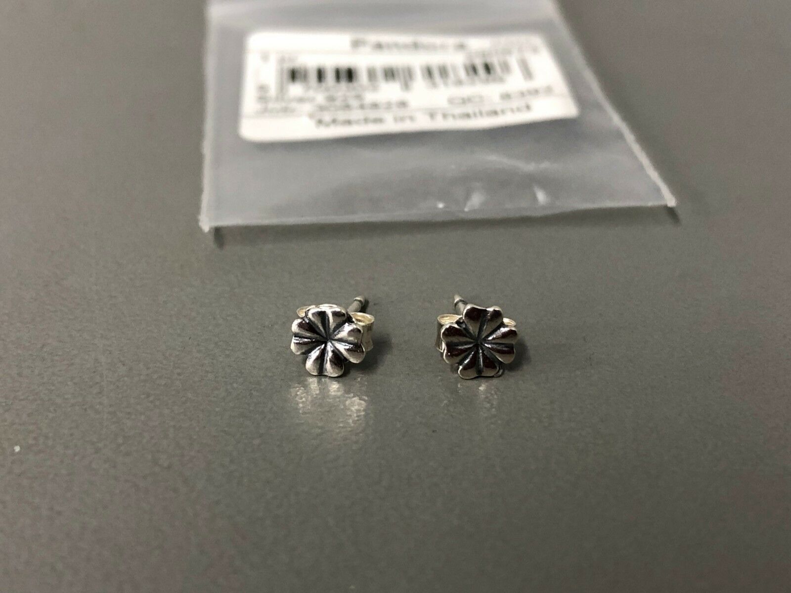 Authentic Pandora Flower Stud Earrings 290573