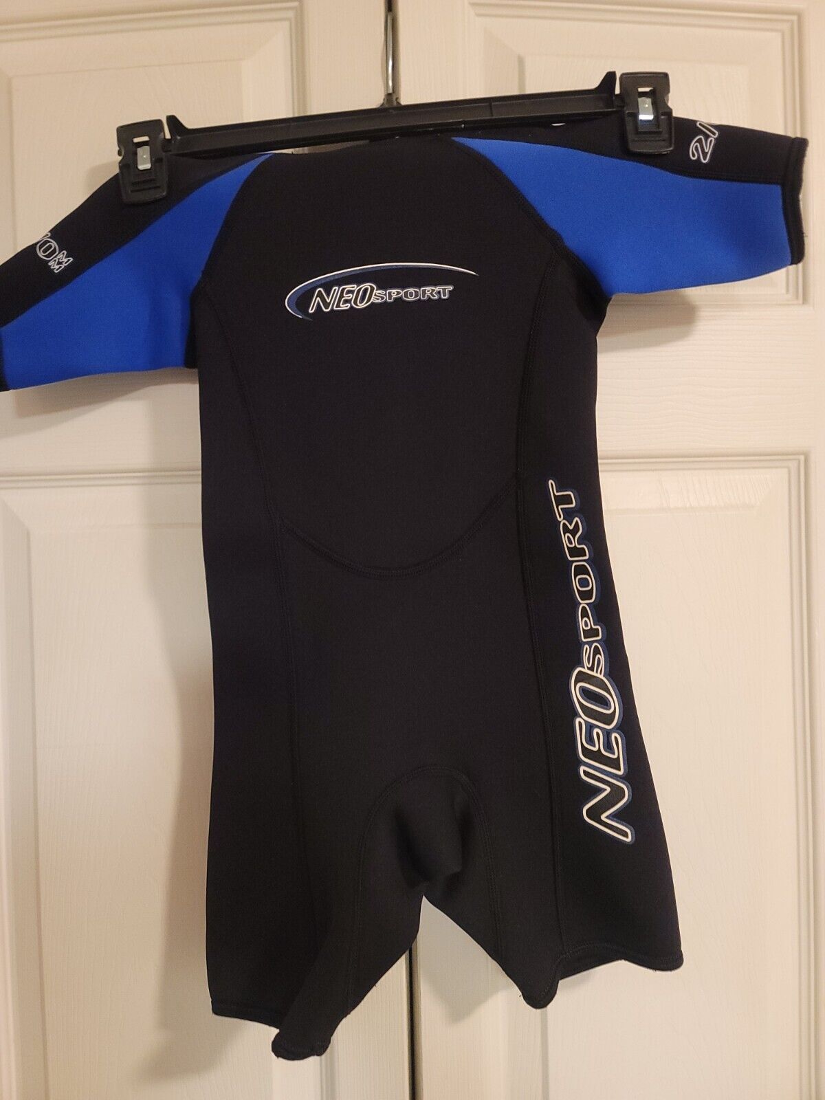 Neo Sport Size 4 Child Shorty Neoprene Wetsuit, Back Zip, Great First Wet Suit!
